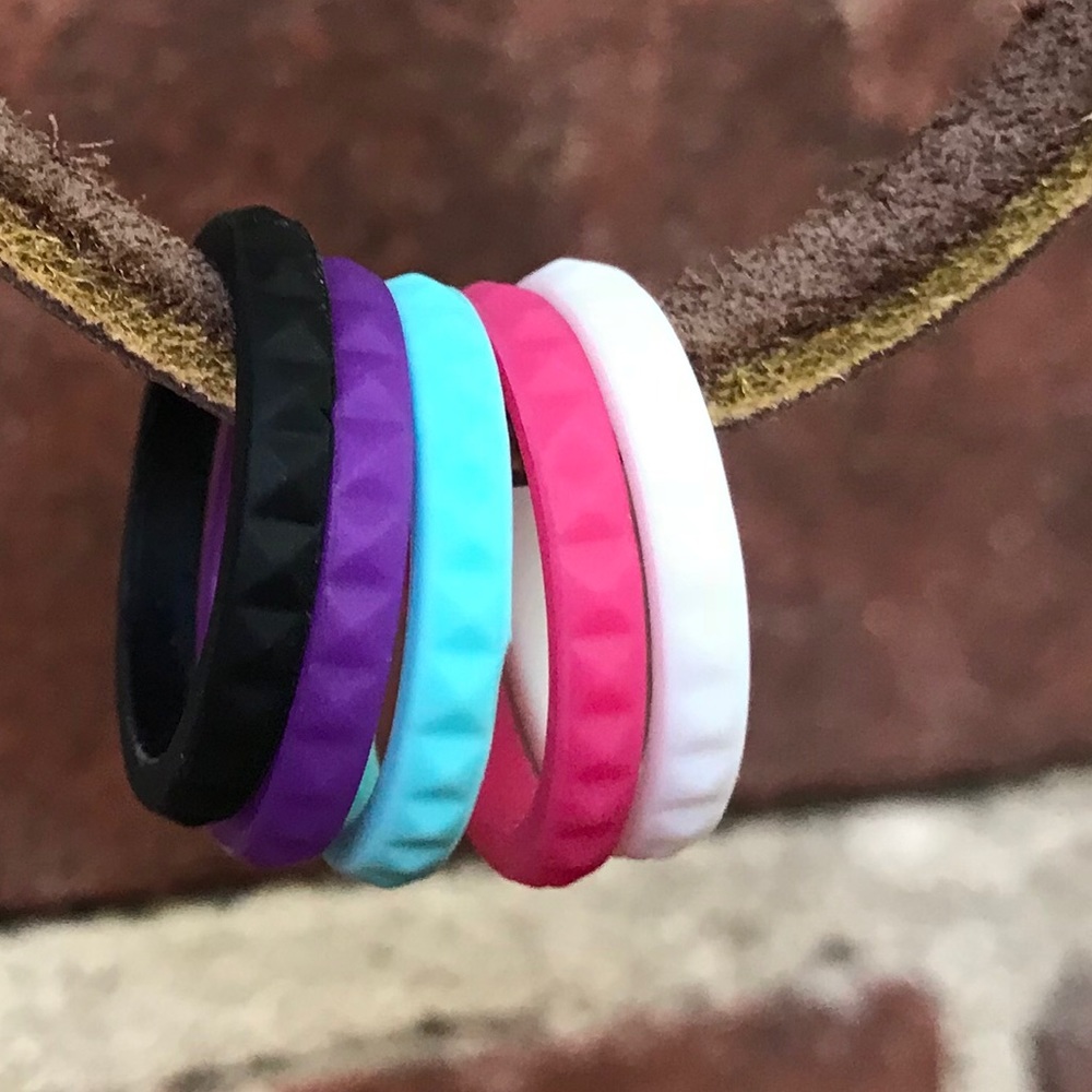 Women’s Stackable Silicone Wedding Ring Bands